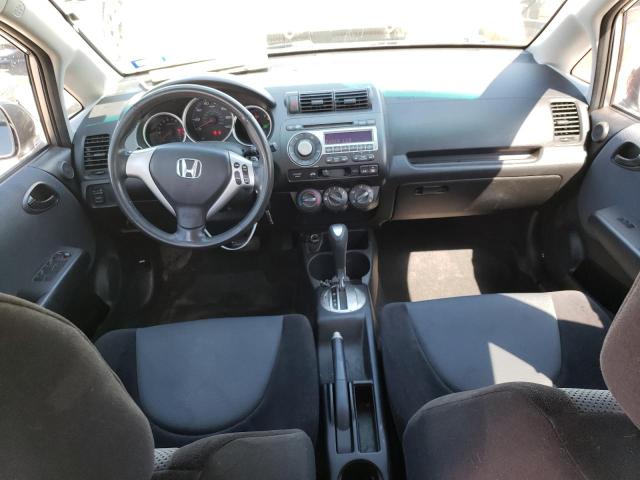 JHMGD38607S009758 - 2007 HONDA FIT S SILVER photo 8