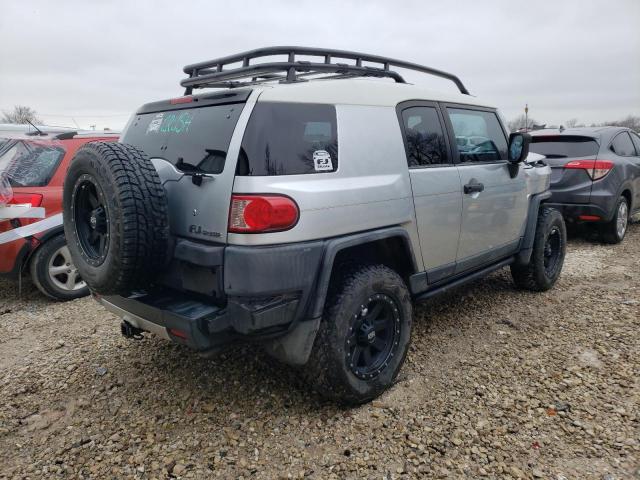 JTEBU11F270009911 - 2007 TOYOTA FJ CRUISER SILVER photo 3