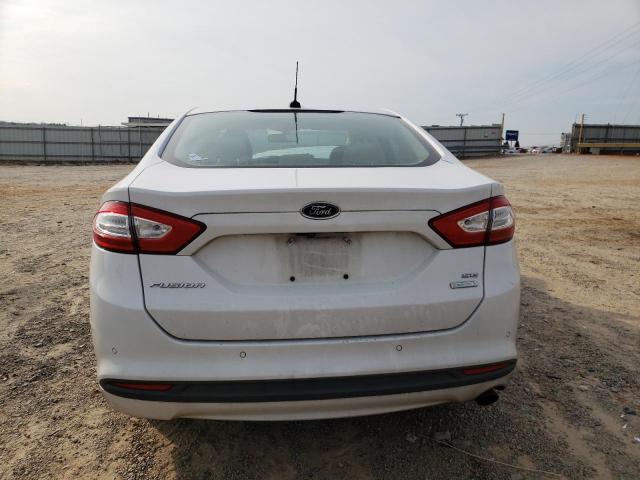 1FA6P0HD5G5136043 - 2016 FORD FUSION SE WHITE photo 6