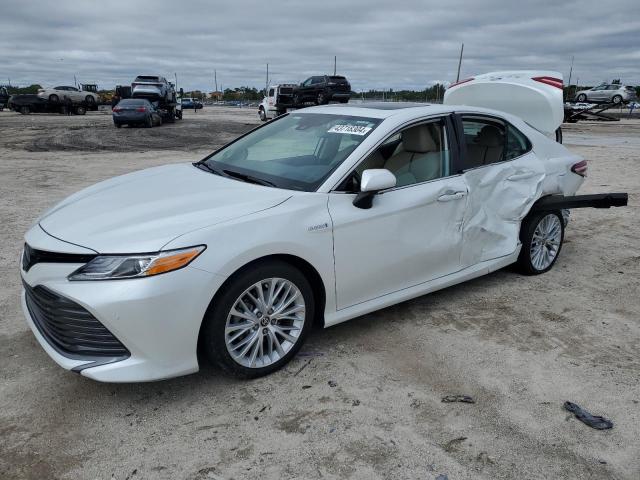 2020 TOYOTA CAMRY XLE, 