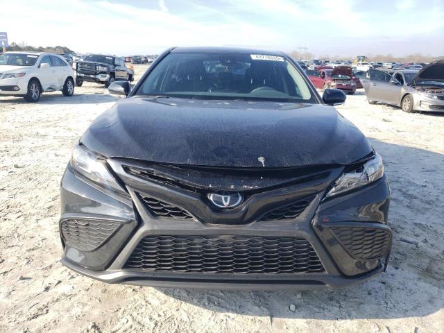 4T1G11AK9RU883454 - 2024 TOYOTA CAMRY SE NIGHT SHADE BLACK photo 5