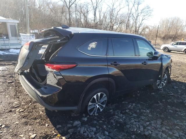 5TDGZRBH4MS058028 - 2021 TOYOTA HIGHLANDER XLE BLACK photo 3