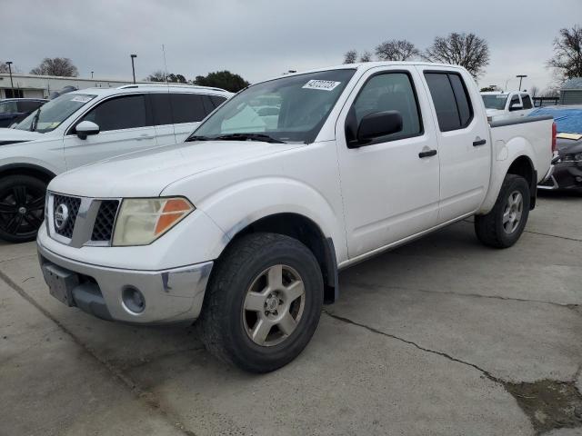 1N6AD07W68C435020 - 2008 NISSAN FRONTIER CREW CAB LE WHITE photo 1