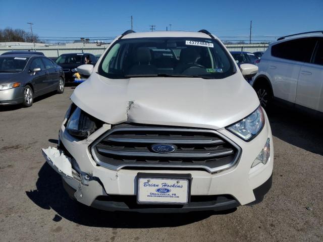 MAJ6P1UL7JC207264 - 2018 FORD ECOSPORT SE WHITE photo 5