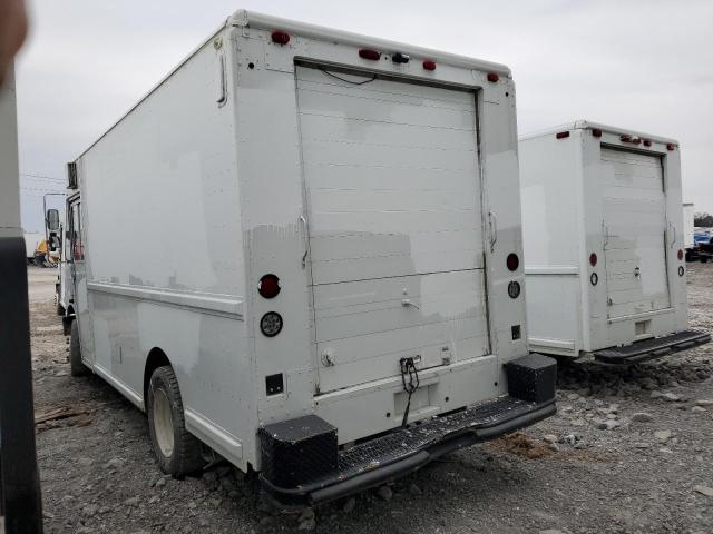 4UZA4FF44WC932730 - 1998 FREIGHTLINER CHASSIS M LINE WALK-IN VAN WHITE photo 3