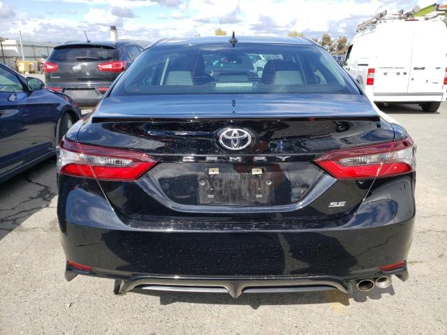 4T1G11AK4PU738318 - 2023 TOYOTA CAMRY SE NIGHT SHADE BLACK photo 6