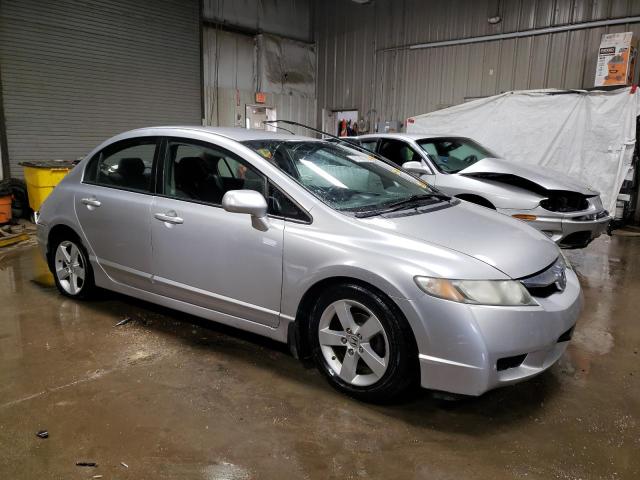 19XFA1F67AE019453 - 2010 HONDA CIVIC LX-S Արծաթագույն լուսանկար 4