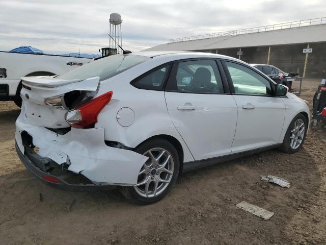 1FADP3F25FL319172 - 2015 FORD FOCUS SE WHITE photo 3