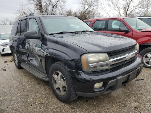 1GNDS13S822261390 - 2002 CHEVROLET TRAILBLAZE BLACK photo 4