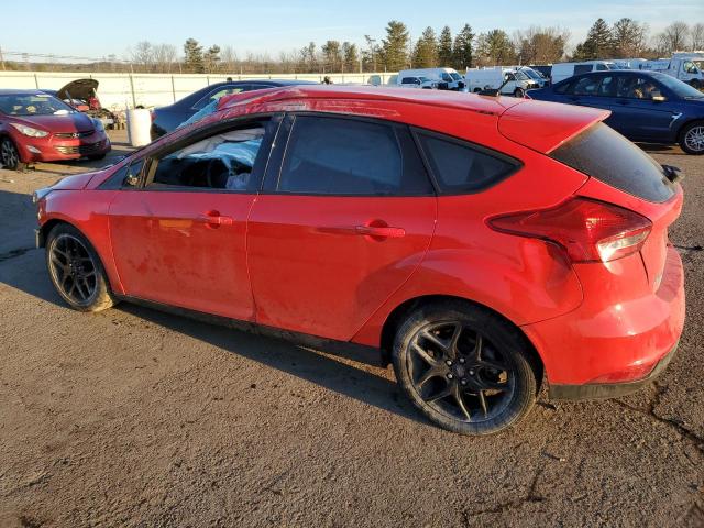 1FADP3K26GL299067 - 2016 FORD FOCUS SE RED photo 2