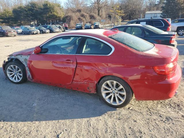 WBAKG7C54DJ437808 - 2013 BMW 335 I RED photo 2