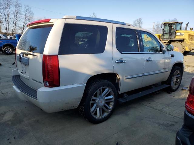 1GYS4DEF0DR265627 - 2013 CADILLAC ESCALADE PLATINUM WHITE photo 3