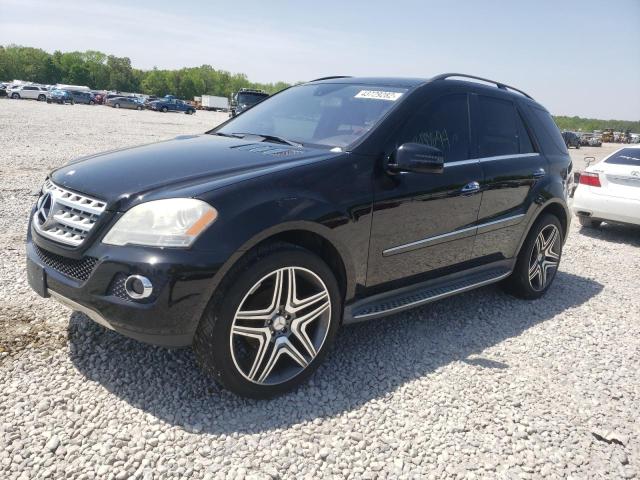 4JGBB8GB9BA682328 - 2011 MERCEDES-BENZ ML 350 4MATIC BLACK photo 2