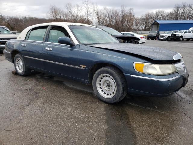 1LNFM81W6WY719775 - 1998 LINCOLN TOWN CAR EXECUTIVE BLUE photo 4