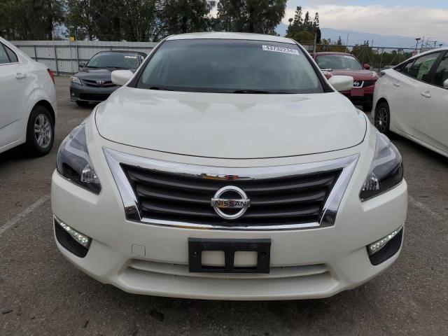 1N4AL3AP8EN381881 - 2014 NISSAN ALTIMA 2.5 WHITE photo 5