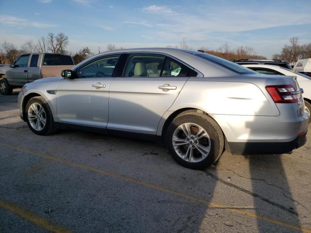 1FAHP2D89FG207602 - 2015 FORD TAURUS SE SILVER photo 2