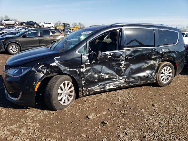 2C4RC1BG6JR257184 - 2018 CHRYSLER PACIFICA TOURING L BLACK photo 1