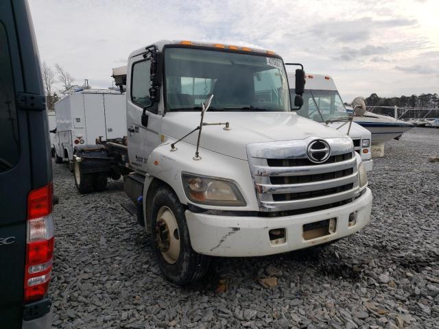 5PVNV8JR2J4S51194 - 2018 HINO HINO 338 WHITE photo 1