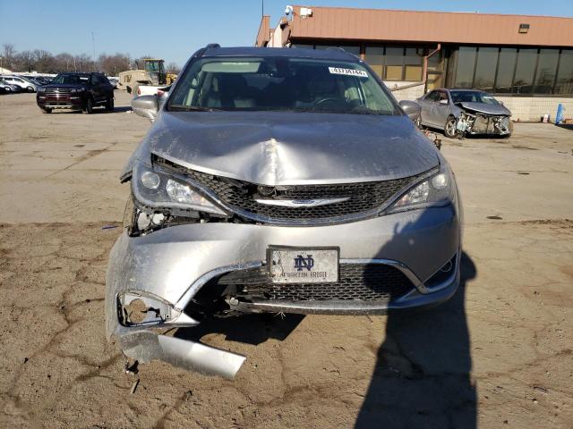 2C4RC1EG7JR315444 - 2018 CHRYSLER PACIFICA TOURING L PLUS SILVER photo 5