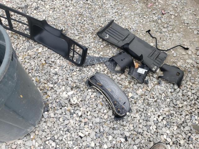 1GCEC14X97Z140273 - 2007 CHEVROLET SILVERADO C1500 CLASSIC SILVER photo 12