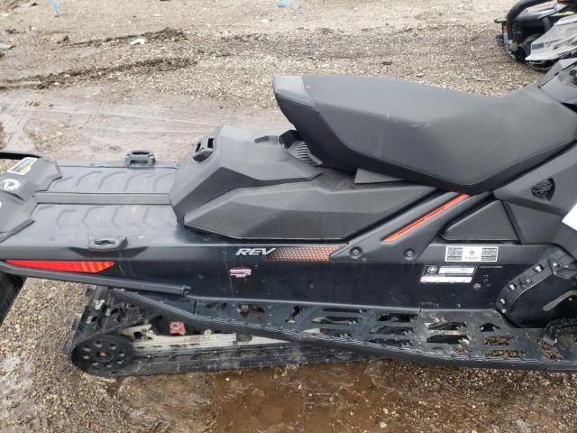 2BPSUUHA4HV000061 - 2017 SKI DOO MXZX BLACK photo 6