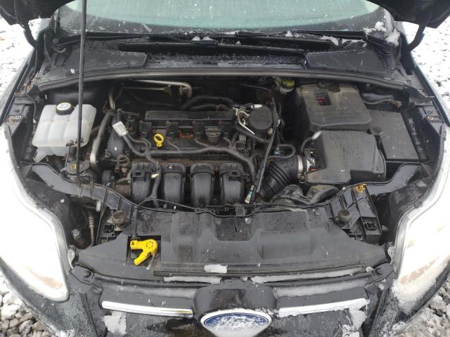 1FAHP3F25CL148260 - 2012 FORD FOCUS SE BLACK photo 11