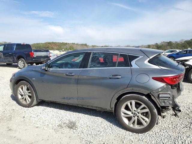 SJKCH5CP3JA052369 - 2018 INFINITI QX30 BASE رمادي صورة 2