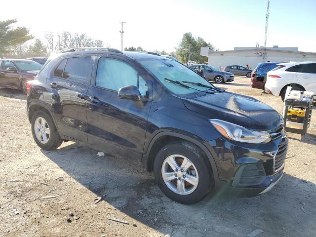 KL7CJLSM1MB377083 - 2021 CHEVROLET TRAX 1LT BLACK photo 4