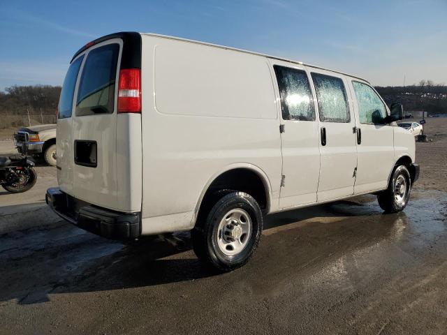 1GCWGAFP3M1309767 - 2021 CHEVROLET EXPRESS G2 WHITE photo 3