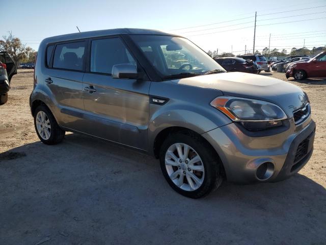 KNDJT2A57D7632203 - 2013 KIA SOUL GRAY photo 4