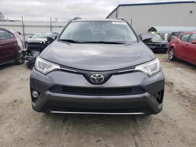 JTMRFREV8HJ140057 - 2017 TOYOTA RAV4 XLE GRAY photo 5