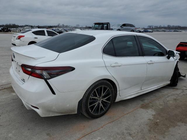 4T1G31AK9MU569614 - 2021 TOYOTA CAMRY SE WHITE photo 3