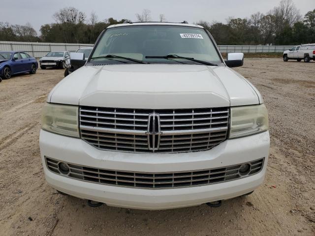 5LMFU27578LJ03334 - 2008 LINCOLN NAVIGATOR WHITE photo 5