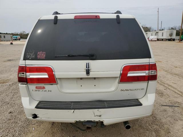 5LMFU27578LJ03334 - 2008 LINCOLN NAVIGATOR WHITE photo 6