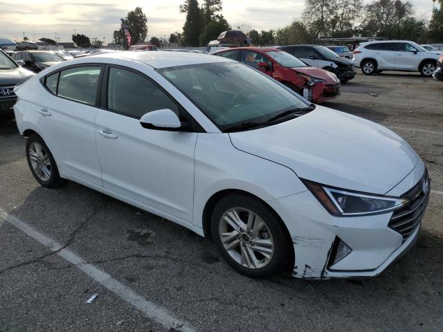 5NPD84LF6KH465020 - 2019 HYUNDAI ELANTRA SEL WHITE photo 4