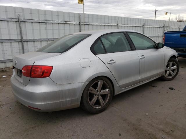 3VW2K7AJ0CM424571 - 2012 VOLKSWAGEN JETTA BASE 银色 照片 3