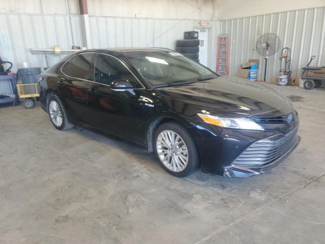 4T1F31AK6LU520817 - 2020 TOYOTA CAMRY XLE BLACK photo 4