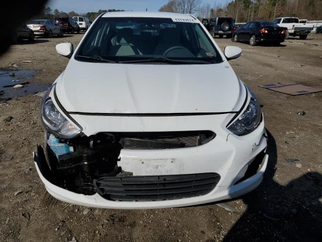 KMHCT4AE3HU333735 - 2017 HYUNDAI ACCENT SE WHITE photo 5