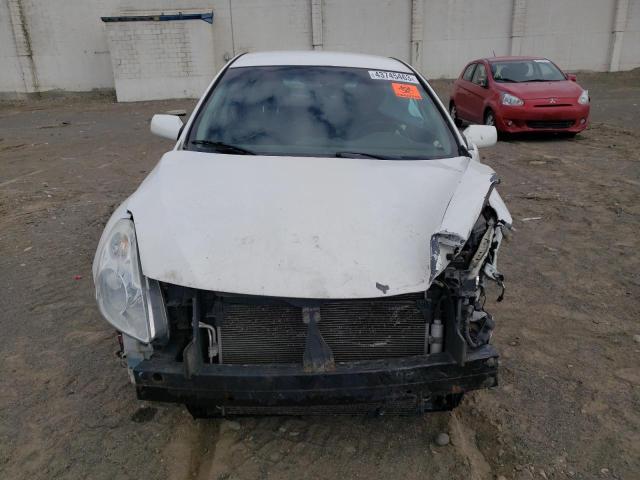 1N4AL2AP9AN513874 - 2010 NISSAN ALTIMA BASE WHITE photo 5