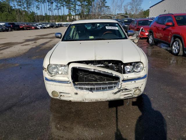 2C3KA63H57H697802 - 2007 CHRYSLER 300C WHITE photo 5