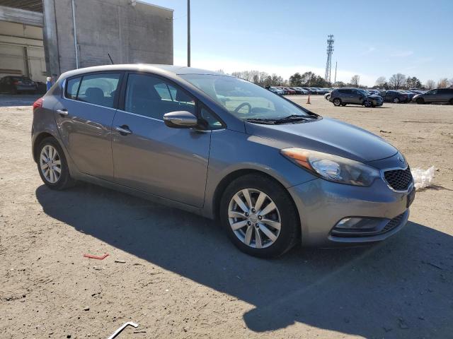 KNAFX5A82F5318556 - 2015 KIA FORTE EX SILVER photo 4