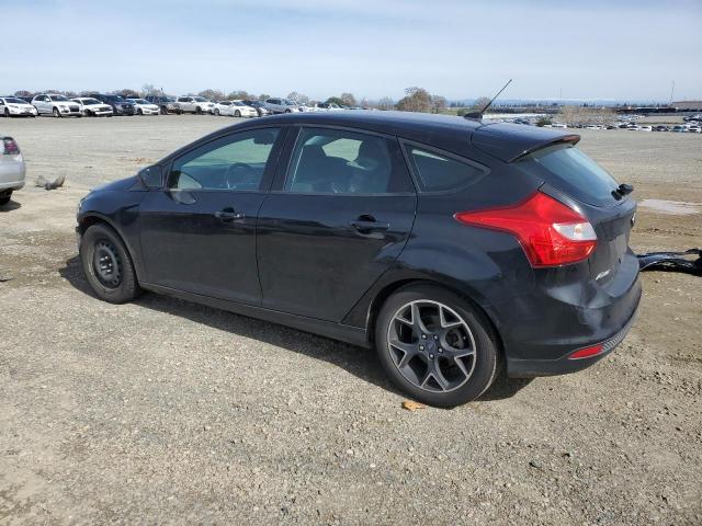 1FAHP3K25CL410574 - 2012 FORD FOCUS SE BLACK photo 2