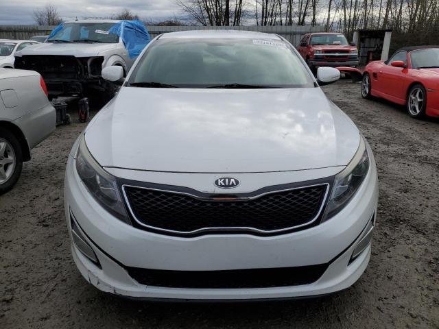 5XXGM4A71FG456683 - 2015 KIA OPTIMA LX WHITE photo 5