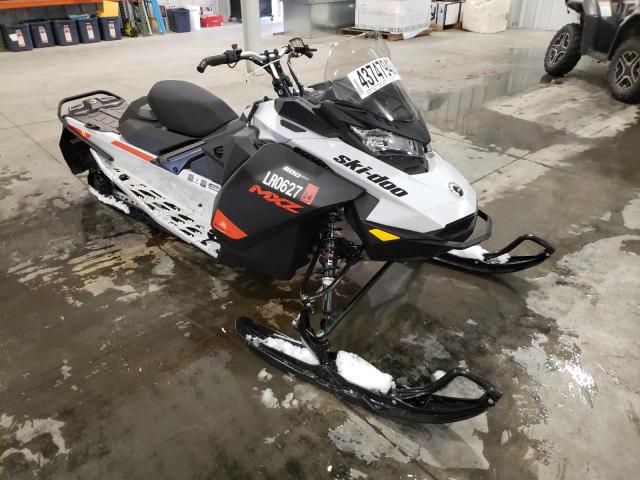 2BPSBHNA2NV000797 - 2022 SKI DOO 800 GRAY photo 1