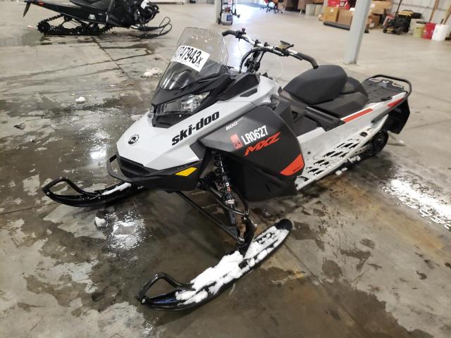 2BPSBHNA2NV000797 - 2022 SKI DOO 800 GRAY photo 2