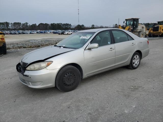 4T1BE32K65U001031 - 2005 TOYOTA CAMRY LE SILVER photo 1