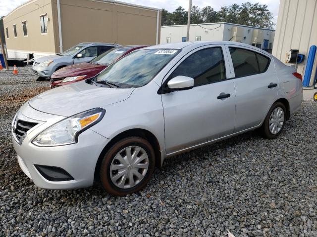 3N1CN7AP0JL814532 - 2018 NISSAN VERSA S SILVER photo 1