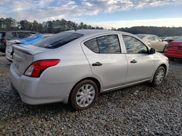 3N1CN7AP0JL814532 - 2018 NISSAN VERSA S SILVER photo 3