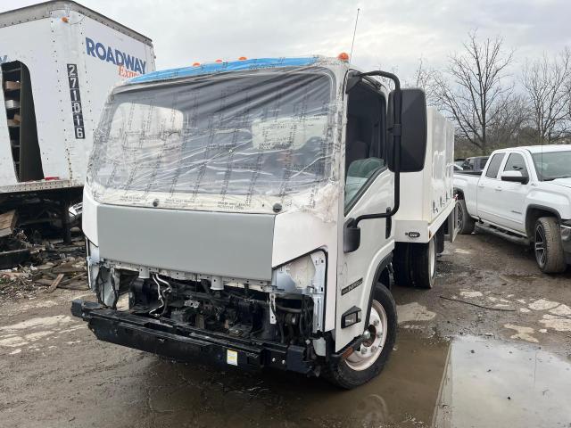 54DC4W1B6JS809220 - 2018 ISUZU NPR HD WHITE photo 1