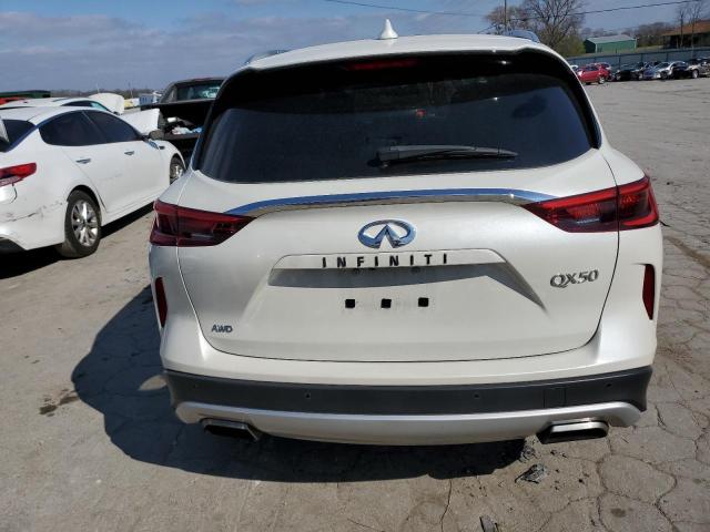 3PCAJ5M37LF118801 - 2020 INFINITI QX50 PURE WHITE photo 6